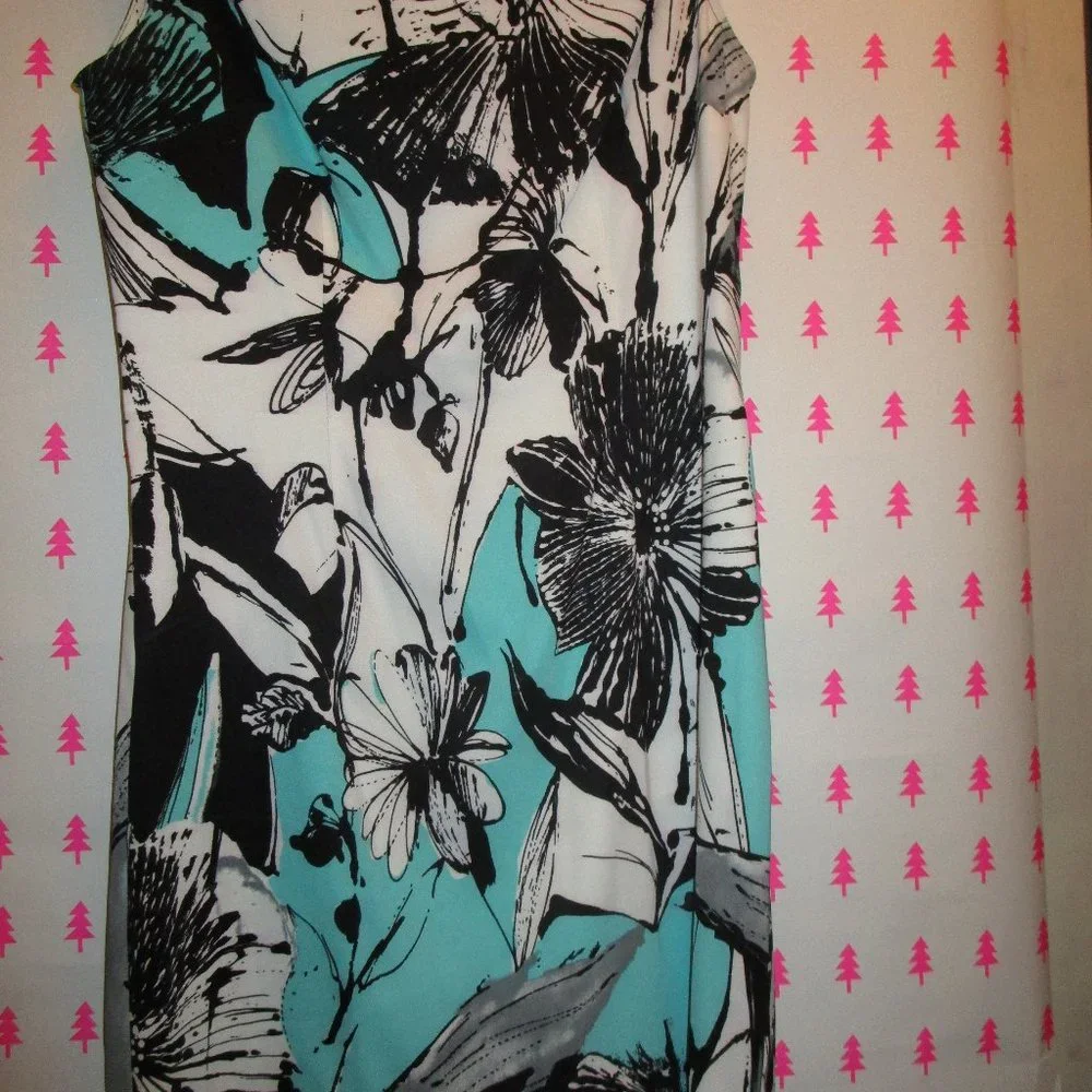 Connected Apparel Dress - Picture 1 of 3